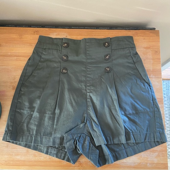 Ci Sono Pants - NWOT Shorts
